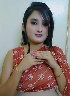 Fajar - escort in Dubai Photo 3 of 6