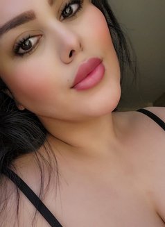 Falak - escort in Muscat Photo 7 of 8