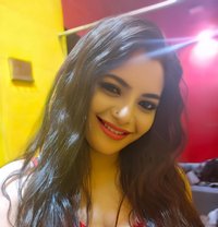 Falak Queen - puta in Mumbai Photo 1 of 14