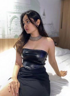 Falguni Gupta - escort in Ahmedabad Photo 2 of 2