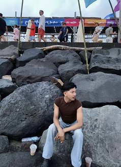 Fall01 - Male escort in Bali Photo 7 of 11