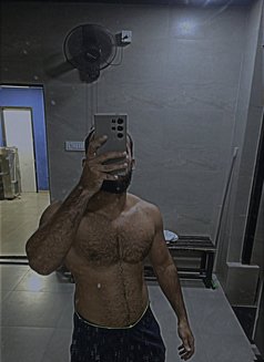 Fallen - Male escort in Mumbai Photo 2 of 5