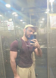 Fallen - Male escort in Mumbai Photo 2 of 3