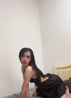 Falme - puta in Muscat Photo 2 of 11