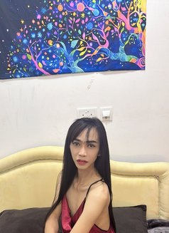 Falme - puta in Muscat Photo 10 of 11