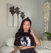 Falone A - puta in Beijing