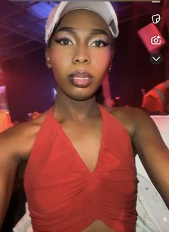 Famentianah Nova - Agencia de acompañantes transexuales in Nairobi Photo 8 of 9