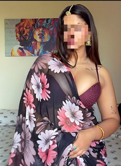 FAMOUS CELEBRITY HERE.INDEPENDENT.REAL.. - puta in New Delhi Photo 1 of 1