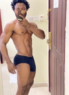 Famousblack Dick - Acompañantes masculino in Muscat Photo 4 of 16
