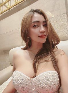 Fang Yin - escort in Jakarta Photo 1 of 3