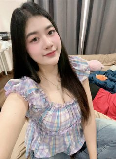 Fania - escort in Jakarta Photo 4 of 5