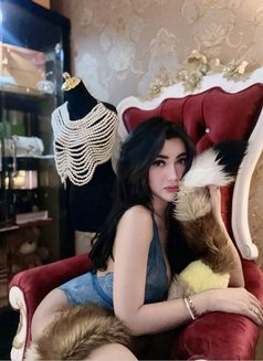Fania Ozawa - Transsexual escort in Surabaya Photo 9 of 10