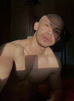 Fantastic Boy - Acompañantes masculino in Kuala Lumpur Photo 6 of 6