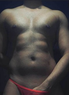 Fantastic Guy - Acompañantes masculino in Dubai Photo 4 of 4