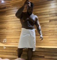 Anaconda exotica - masseur in Accra