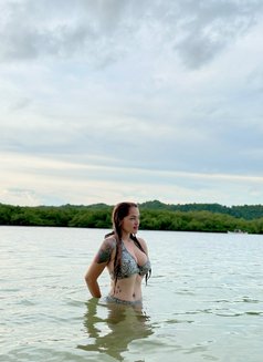 Fantasy - puta in Dubai Photo 2 of 15