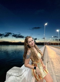 Fantasy - puta in Dubai Photo 10 of 15