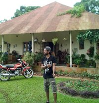 Faraaz Adnan - Acompañantes masculino in Dhaka