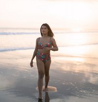 Faradina Hyper Transgirl giving Poppie - Acompañantes transexual in Bali