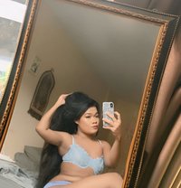Faradina Hyper Transgirl giving Poppie - Acompañantes transexual in Bali