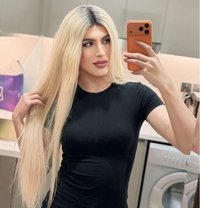 Farah Arabiya 22 cm - Acompañantes transexual in Dubai Photo 3 of 30