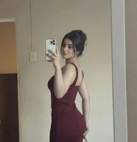 Farah - escort in Singapore