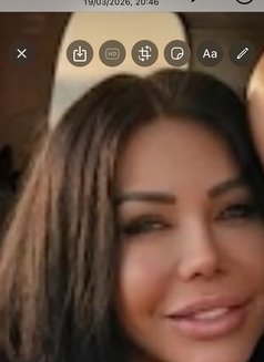 Farah Irani - escort in Muscat Photo 19 of 20