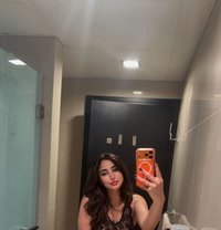 Farah - escort in Abu Dhabi Photo 16 of 20