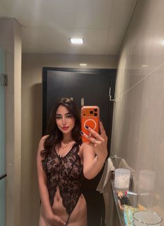 Farah - escort in Abu Dhabi Photo 20 of 20