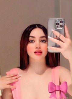 Farah - escort in Abu Dhabi Photo 17 of 17