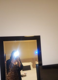 Farah Now Dubai - escort in Dubai Photo 1 of 3