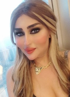 Farah Queen - Transsexual escort in Erbil Photo 3 of 8