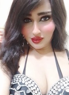 Farah Queen - Transsexual escort in Erbil Photo 3 of 14
