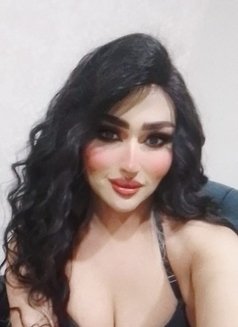 Farah Queen - Transsexual escort in Erbil Photo 9 of 14