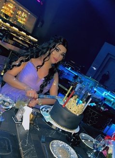 Farah Queen - Transsexual escort in Erbil Photo 10 of 14