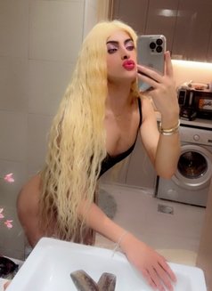 Farah 22 cm - Acompañantes transexual in Dubai Photo 13 of 21