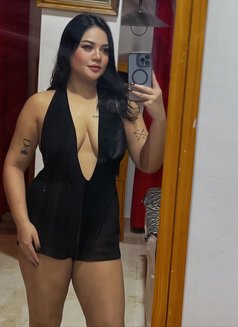 Farah - escort in Şalālah Photo 5 of 7