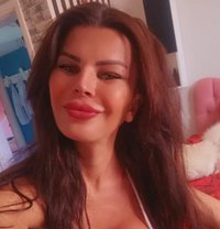 Farah Xl - Transsexual escort in İstanbul