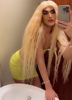 Farah arabiya 22 Cm 🇸🇾 - Acompañantes transexual in Dubai Photo 1 of 15