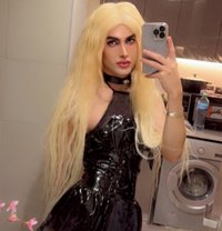 Farah arabiya 22 Cm 🇸🇾 - Transsexual escort in Dubai Photo 3 of 17