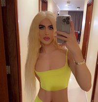 Farah Xxl 22 Cm 🇸🇾 - Transsexual escort in Dubai Photo 5 of 15