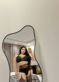 Farawla Baby Big Dick - Transsexual escort in Riyadh Photo 17 of 18