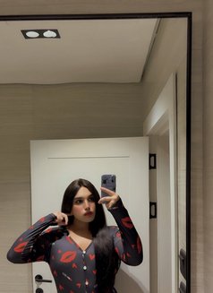 Farawla Baby Big Dick - Transsexual escort in Riyadh Photo 16 of 21