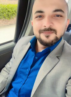 Faraz Bin Walid - Male escort in Dhaka Photo 4 of 8