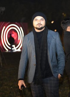 Faraz Bin Walid - Male escort in Dhaka Photo 6 of 8