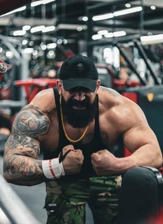 Fares - Male escort in Dubai Photo 13 of 16