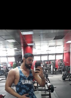 Fares - Male escort in Dubai Photo 6 of 9