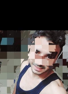 Fares01 - Male escort in Riyadh Photo 2 of 3