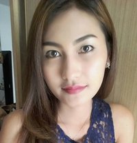 Farge Busty Escort - puta in Bangkok