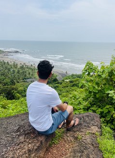 Farhaan - Male escort in Bangalore Photo 9 of 9
